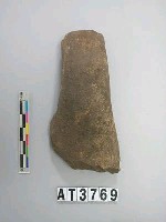 藏品(褐色夾砂陶把)的圖片